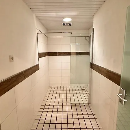 Smart 3 Bb 1004 מלון